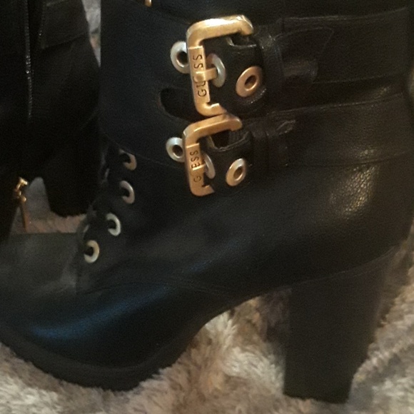 Guess Ankle Boots - Picture 2 of 3